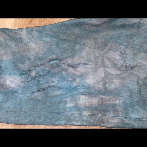 Aquamarine Washed Levi's 501 93’ Straight Leg Jeans - Picture 5 of 5